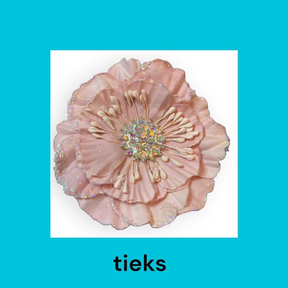Tieks Flower Pale Pink - Picture 1 of 2